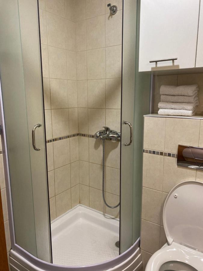 Apartman Bella Novi Beograd Bezanija Exteriör bild