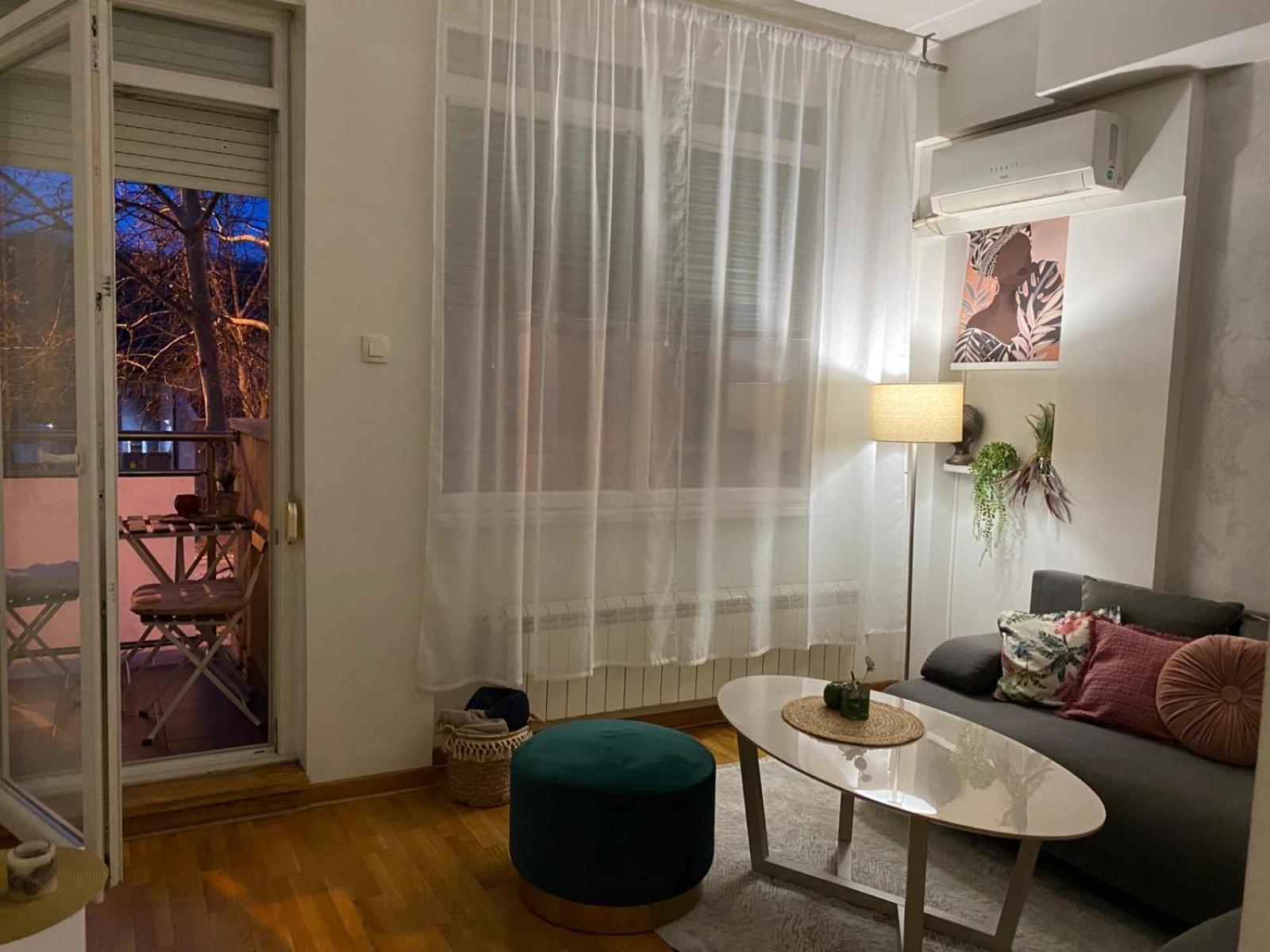 Apartman Bella Novi Beograd Bezanija Exteriör bild
